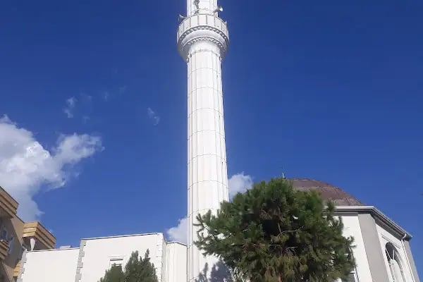 Mrk. Uluiş Cami - Resim 2