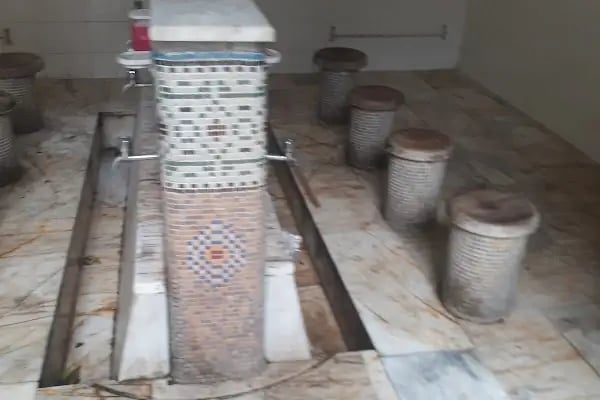 Mrk. Uluiş Cami - Resim 17