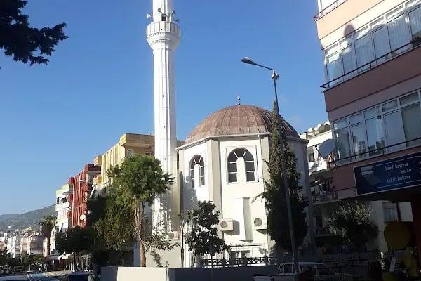 Mrk. Uluiş Cami - Resim 3