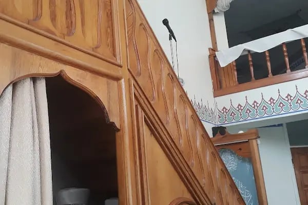 Mrk. Uluiş Cami - Resim 7