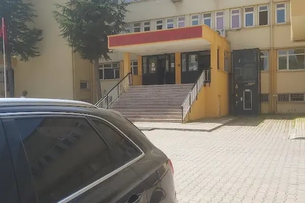 Sındırgı Vergi Dairesi - Resim 1