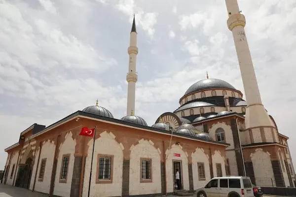 ENES BİN MALİK CAMİİ - Resim 1
