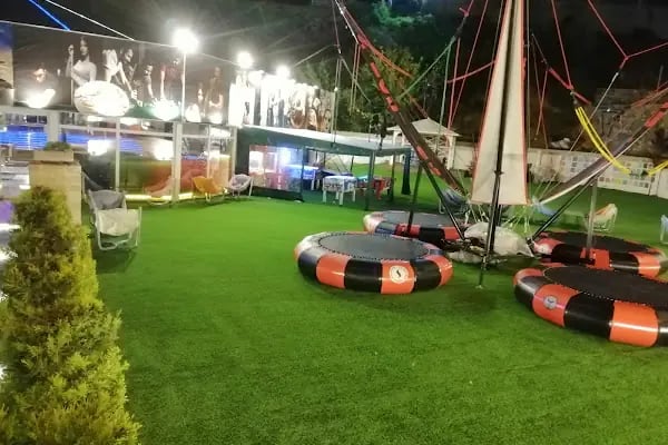 S Bowling Center - Resim 13