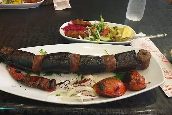 ALTIN KUPA BAR - Resim 1