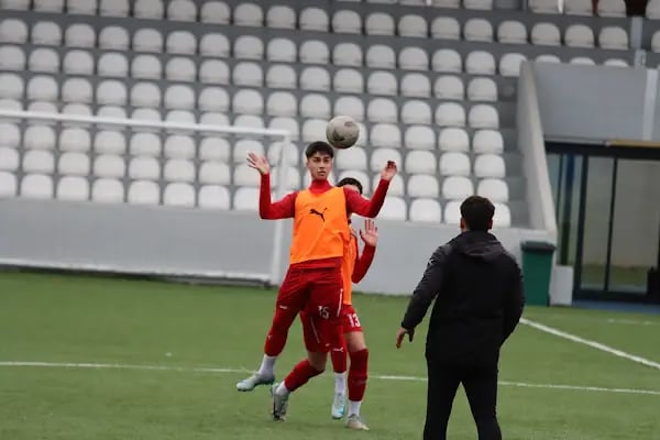 İ.B.B. Sultanbeyli 100. Yıl Spor Kompleksi - Resim 9