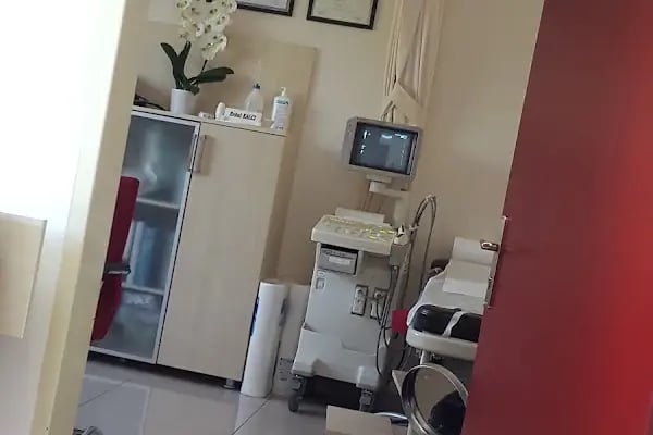 Özel Nev Altıeylül Hastanesi - Resim 11