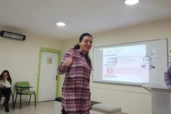 C'MON ENGLISH LANGUAGE SCHOOL BAKIRKÖY - Resim 11