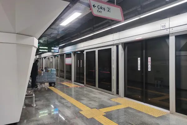 100.yıl metro istasyonu - Resim 5