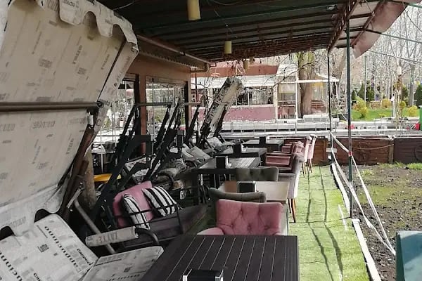 Meydan Cafe - Resim 12