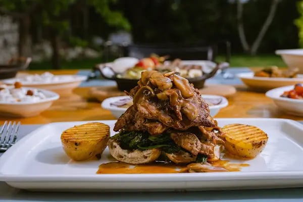 Pinoliva Garden Restaurant - Resim 6