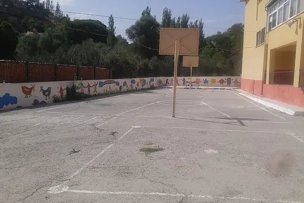 Selçukbey İlkokulu - Resim 2