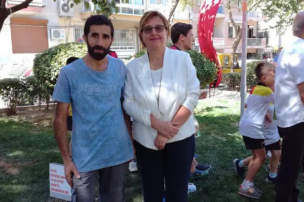 Konak Belediyesi Bahçelievler Metin Oktay Parkı - Resim 18