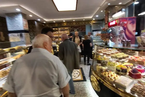 Elmas &amp; Fırın Cafe - Resim 4