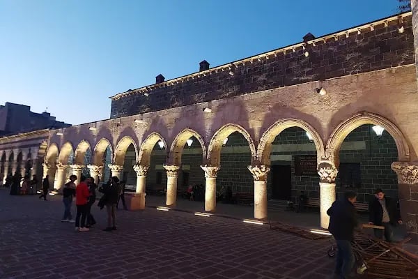 Diyarbakır Yazma Eser Kütüphanesi - Resim 13