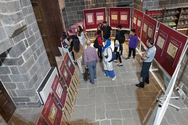 Diyarbakır Yazma Eser Kütüphanesi - Resim 14