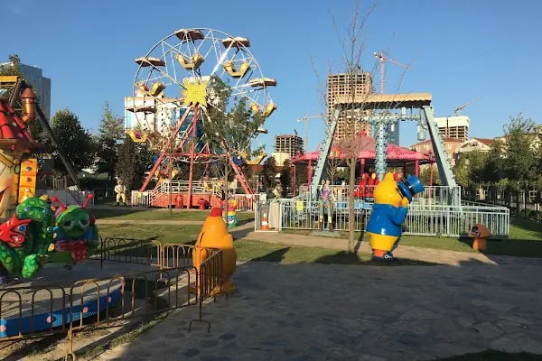 Starpark Lunapark - Resim 1