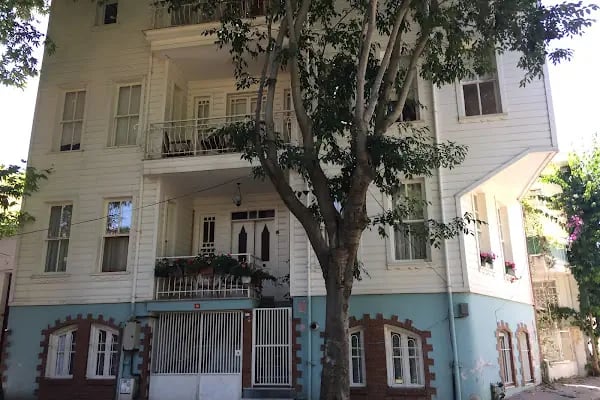 Büyükada İöo - Resim 1
