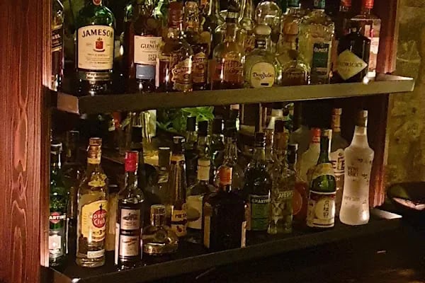 Katip Cocktail Bar - Resim 17