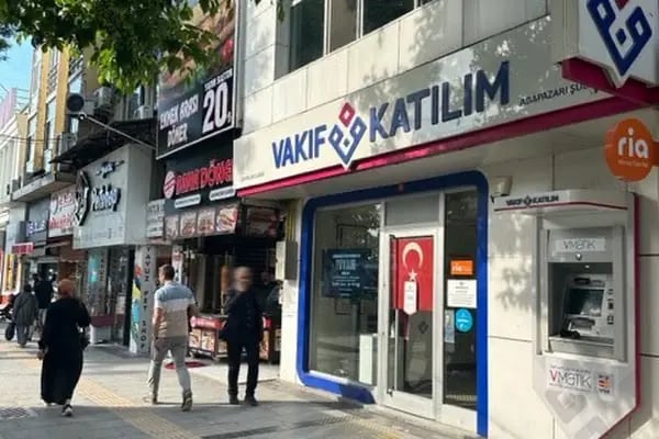 Vakıf Katılım Adapazarı Şubesi - Resim 12