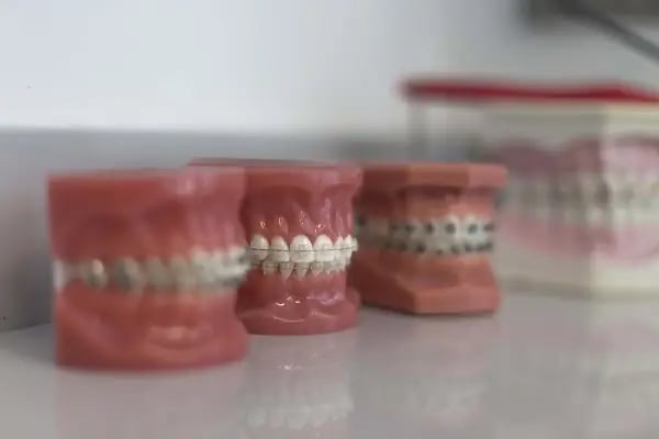 D&amp;T dental özel ağız ve diş sağlığı polikliniği - Resim 17