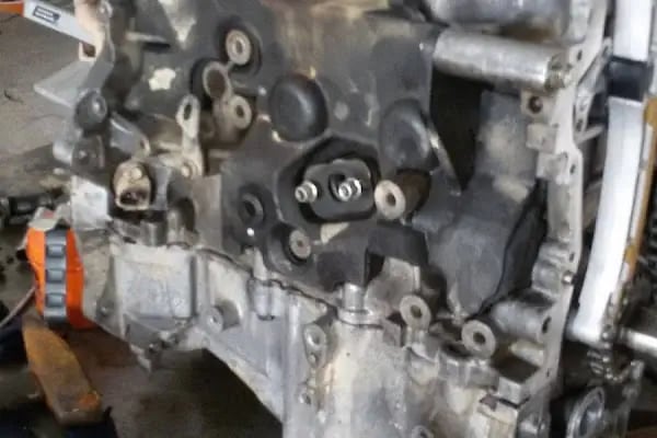 Mahir Usta Karakaya Oto Bakım Servisi - Resim 6