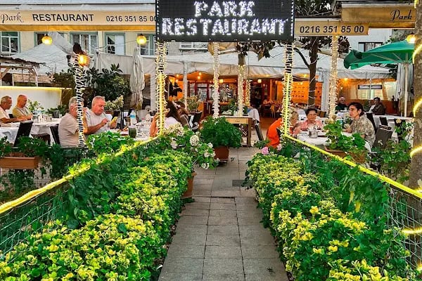 Park Restaurant - Resim 7
