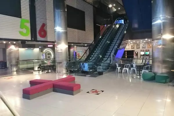 Paribu Cineverse İstanbul Cevahir Alışveriş ve Eğlence Merkezi - Resim 4