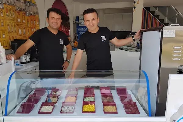 Iceberry Natural Frozen Yogurt - Resim 9