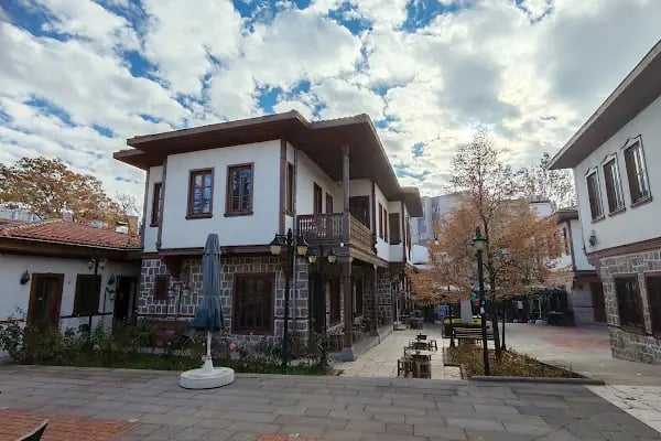 Hacettepe Üniversitesi Sıhhiye Spor Salonu - Resim 5