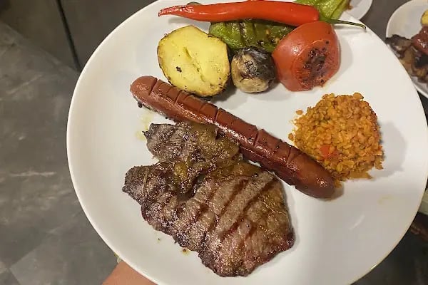Yukarı Restaurant - Resim 3