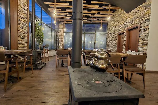 Yukarı Restaurant - Resim 13
