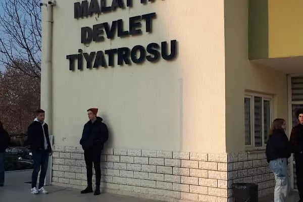 Malatya Devlet Tiyatrosu - Resim 5