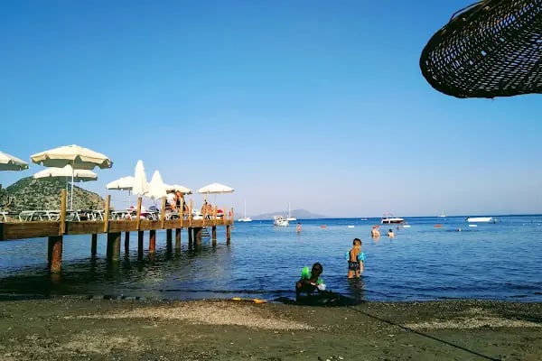 Karaincir Belediye Plajı - Resim 17