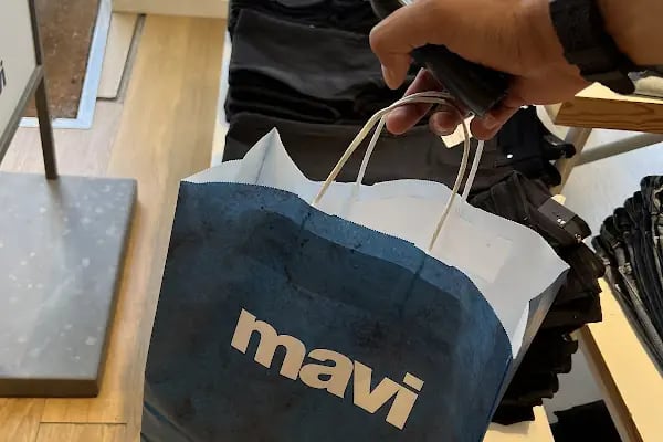Mavi - Sakarya Çark Cadde - Resim 16