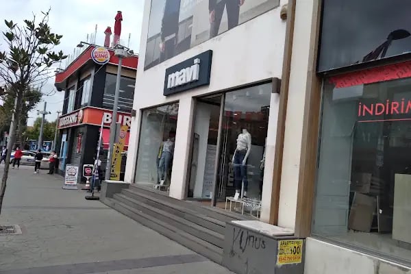Mavi - Sakarya Çark Cadde - Resim 9