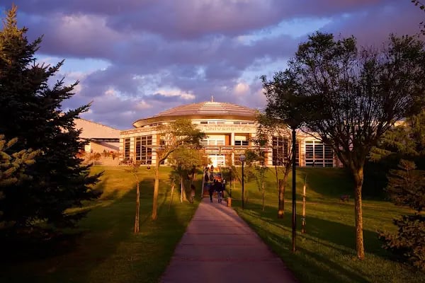 Sabancı Üniversitesi - Resim 2
