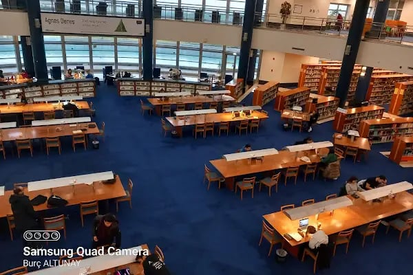 Sabancı Üniversitesi - Resim 3
