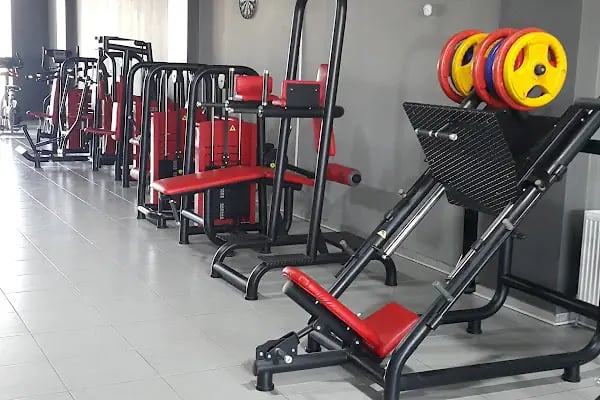 V12 GYM - Resim 3