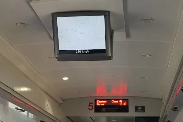 TCDD Eskişehir Tren Garı - Resim 10