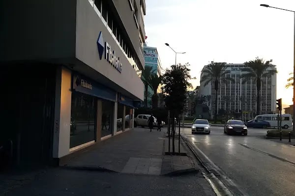 Fibabanka İzmir Şubesi - Resim 3
