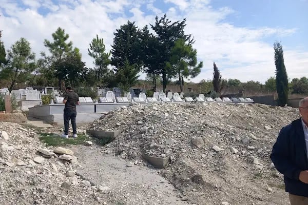 Sarıkamıs Karaköse Köyü dernegi Mezarlığı - Resim 8