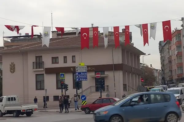İnegöl Belediyesi Hizmet Binası - Resim 18