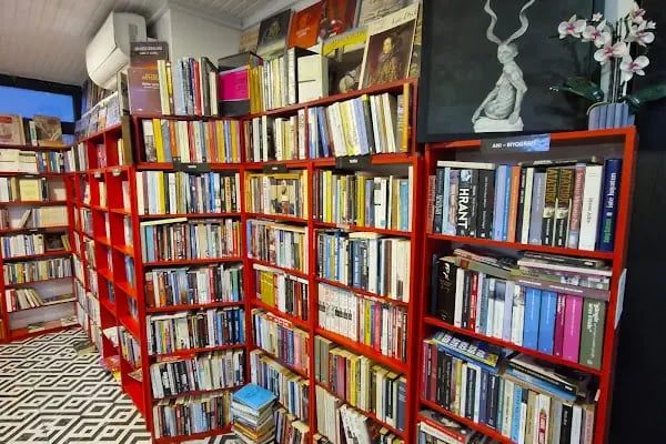 YOLTAŞI KİTABEVİ - Resim 14