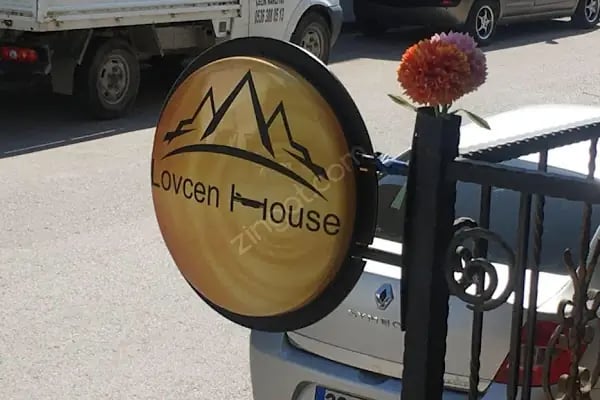 Lovcen House Hotel - Resim 12
