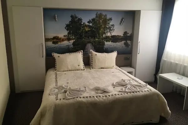 Lovcen House Hotel - Resim 17