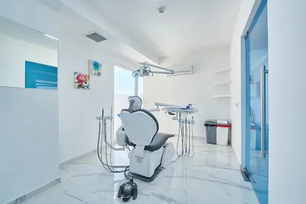 Risus Dental Center - Resim 14