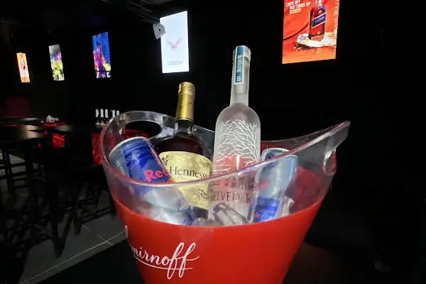 Olivia Disco & Bar - Resim 7
