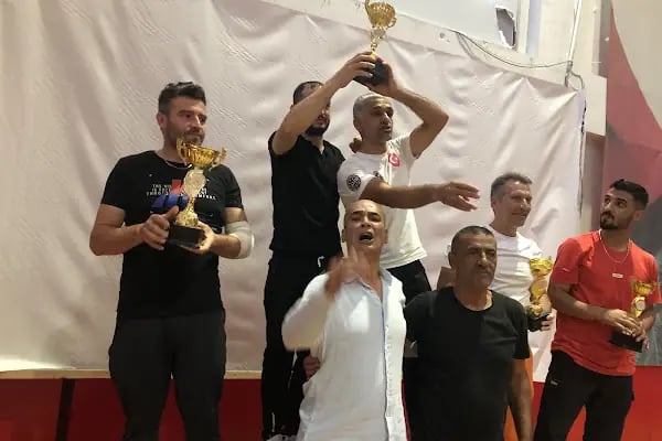 T.C. Bayraklı Belediyesi Mustafa Kemal Atatürk Spor Salonu - Resim 14