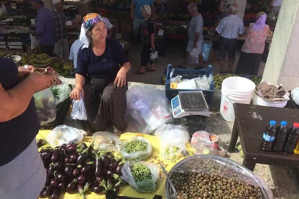 Belediye Semt Pazarı - Resim 5