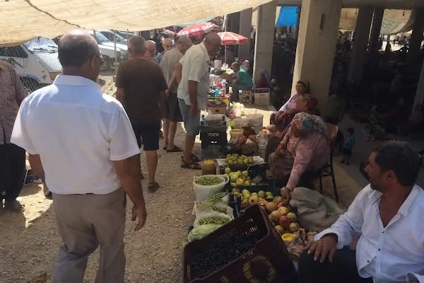 Belediye Semt Pazarı - Resim 12